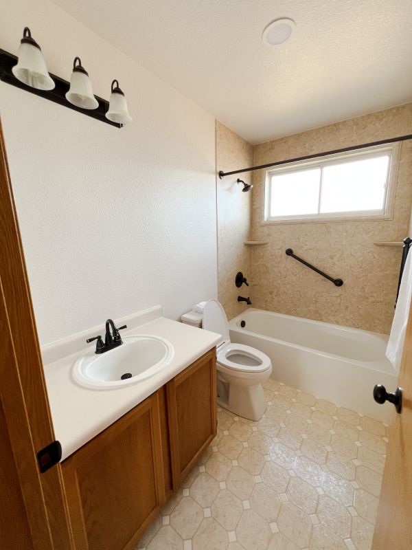 Contemporary Bathroom Renovation